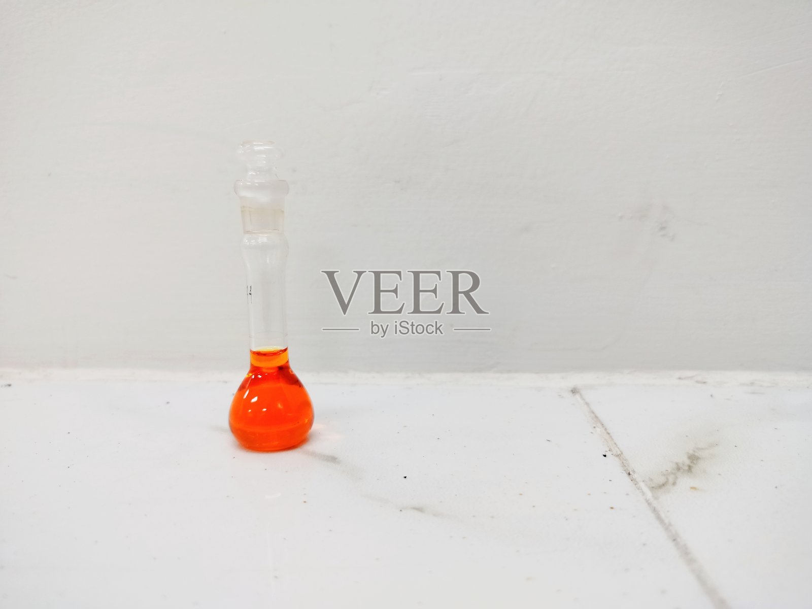 铬酸盐溶液照片摄影图片