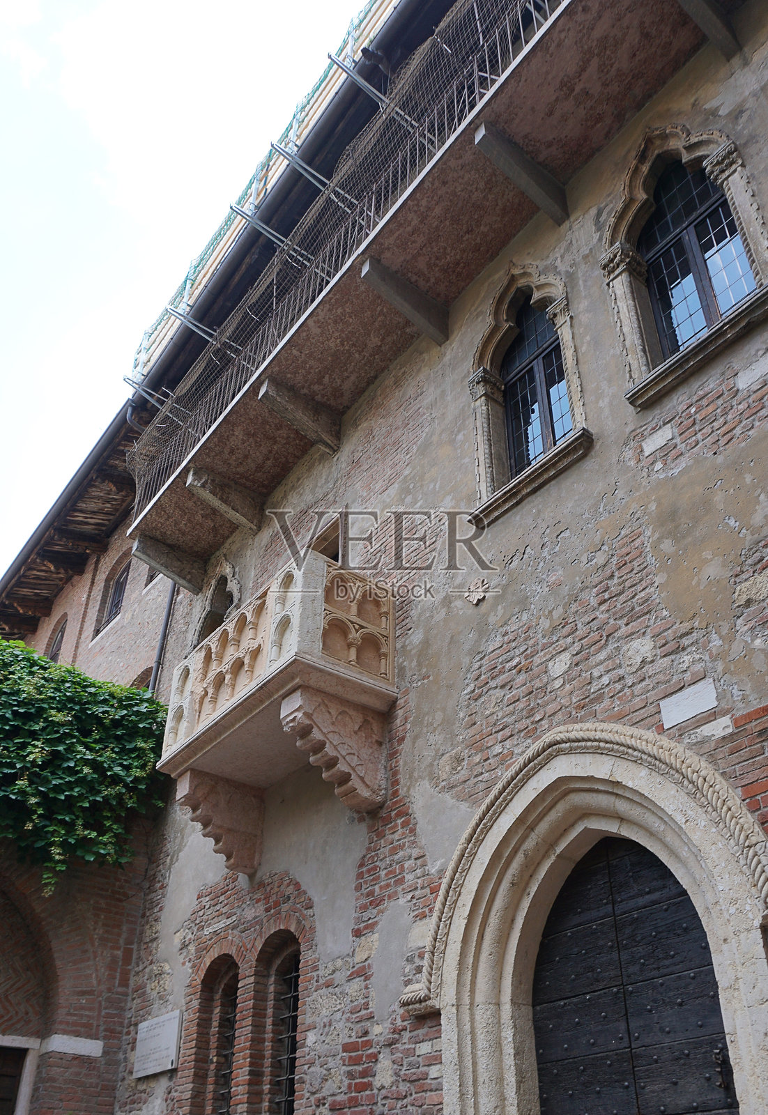 意大利维罗纳的露台外观和朱丽叶阳台照片摄影图片