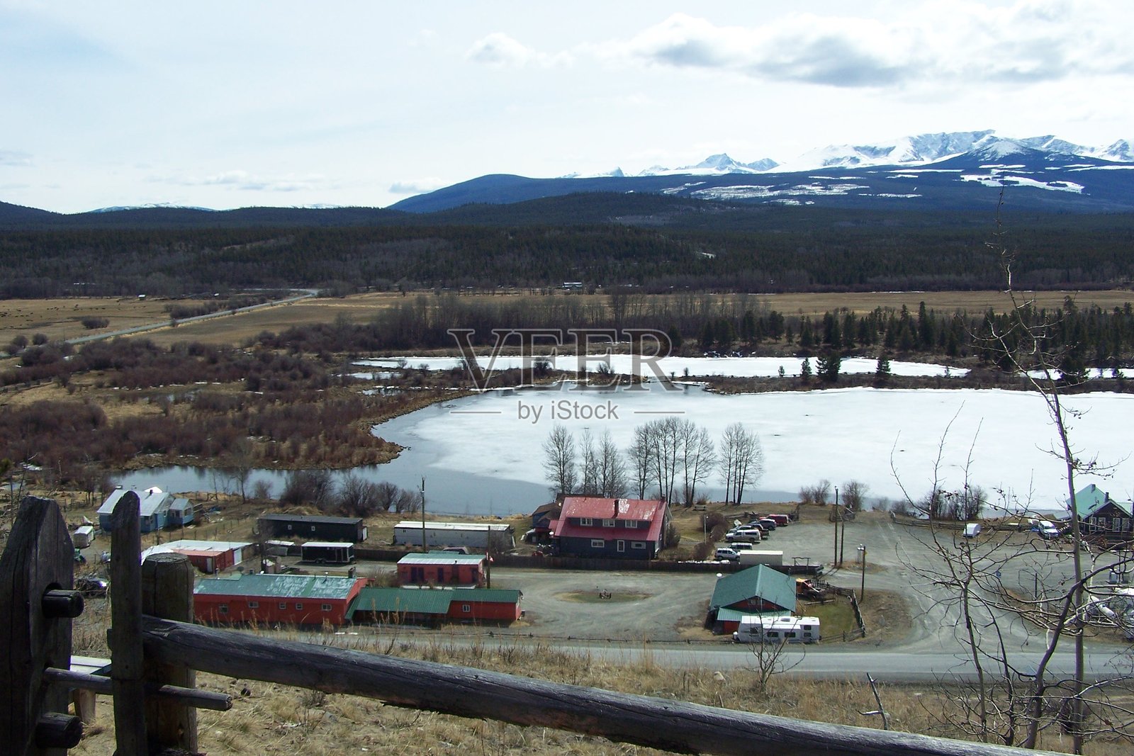 塔特拉湖的小社区照片摄影图片