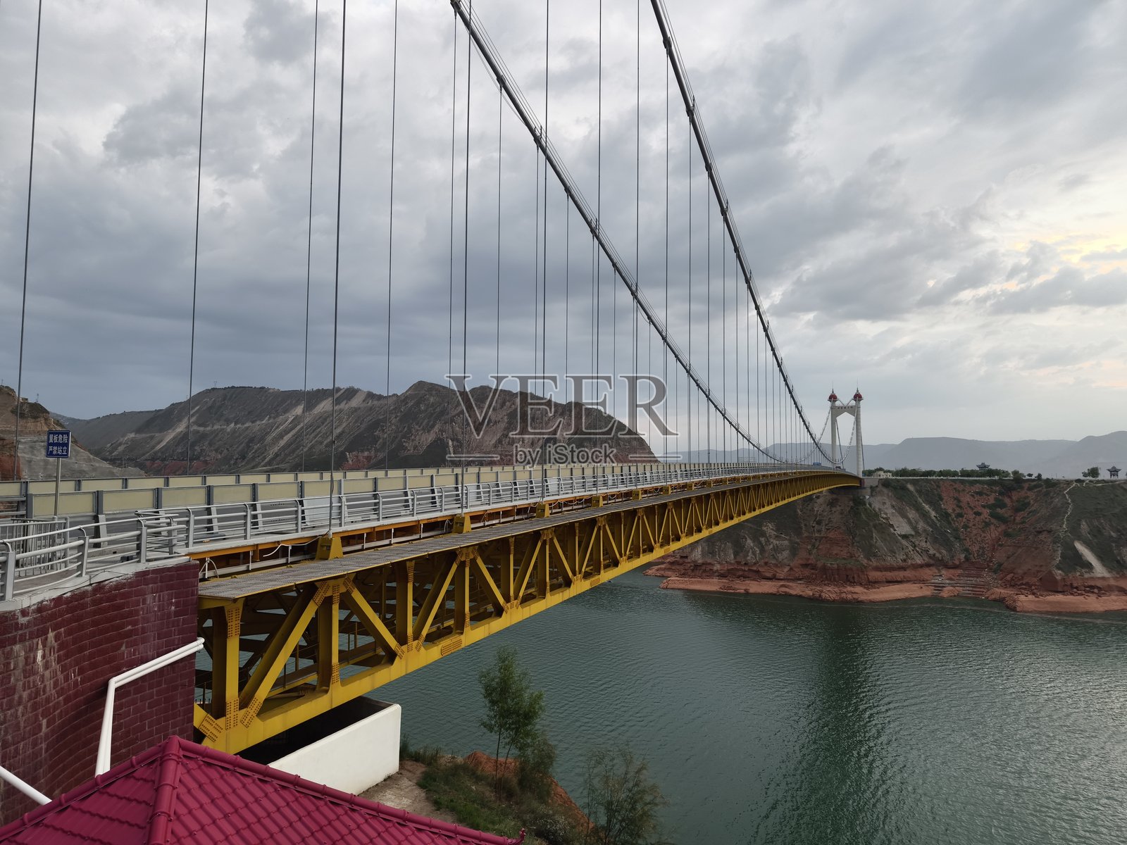 甘肃省刘家峡水库的鸟瞰图照片摄影图片