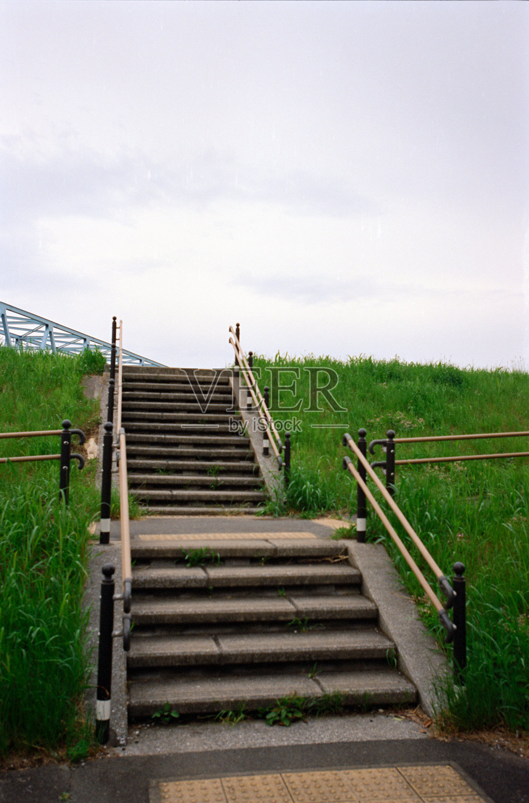 木制山坡台阶照片摄影图片