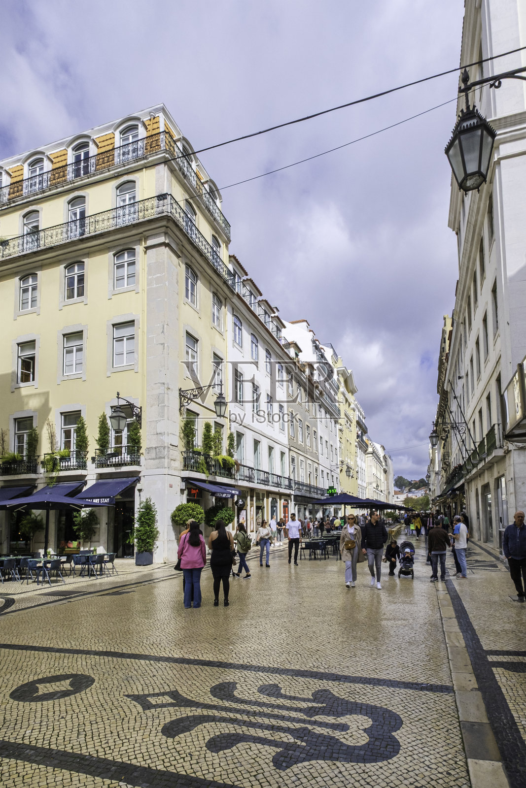 里斯本的奥古斯塔街,位于巴伊沙区的主要街道(葡萄牙)照片摄影图片