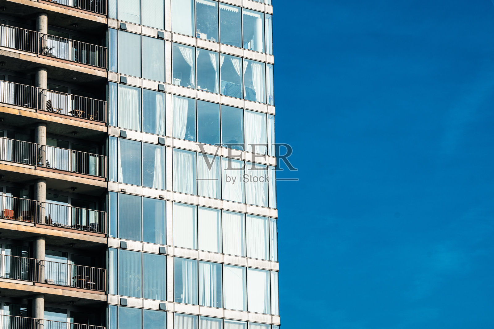 现代公寓的外观照片摄影图片