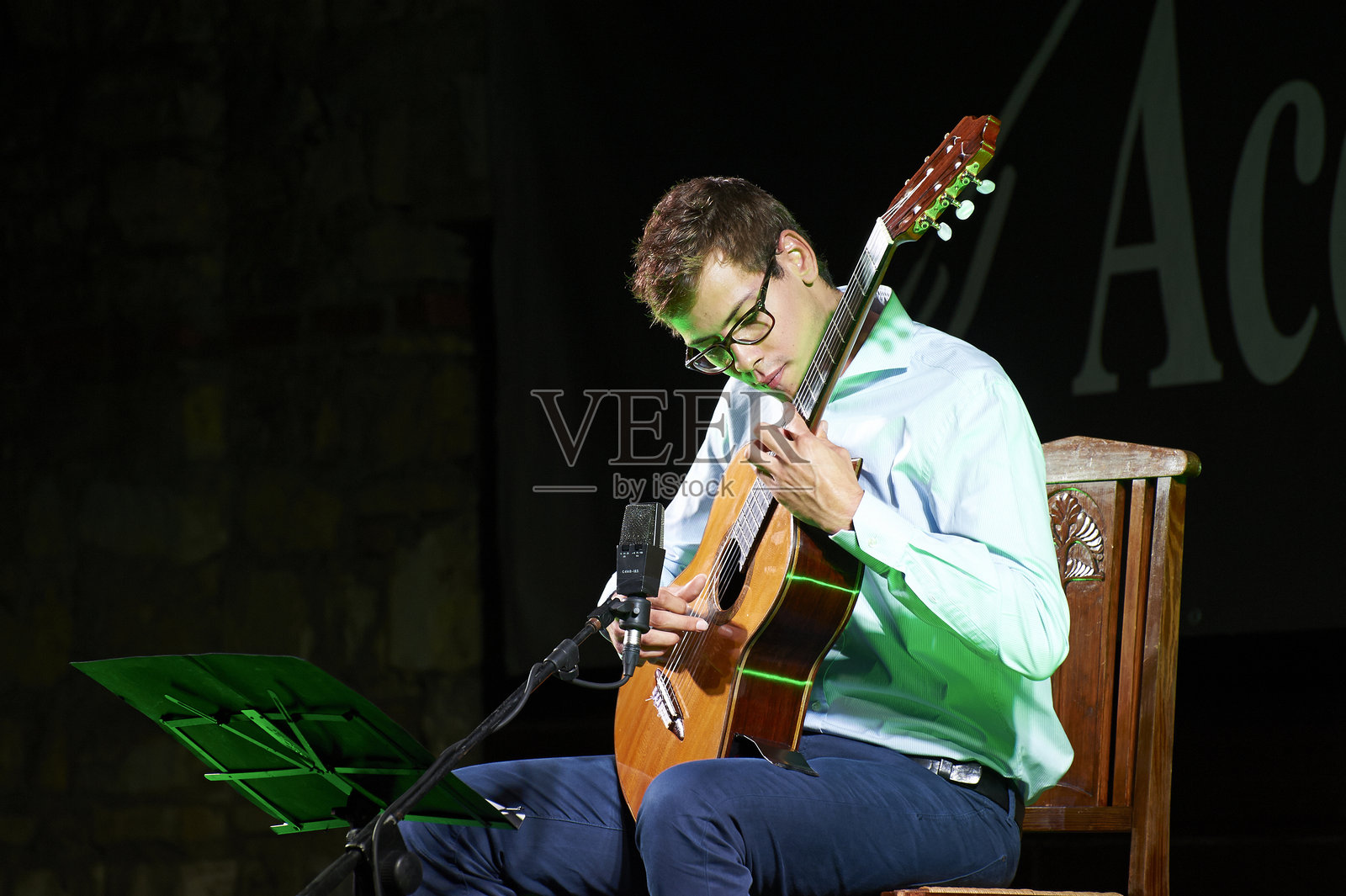 雅各波·杜蒂照片摄影图片