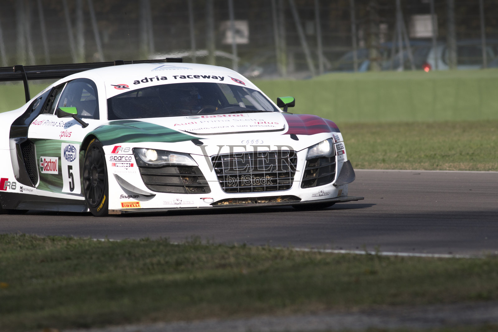 C.I. Gran Turismo 赛车比赛照片摄影图片