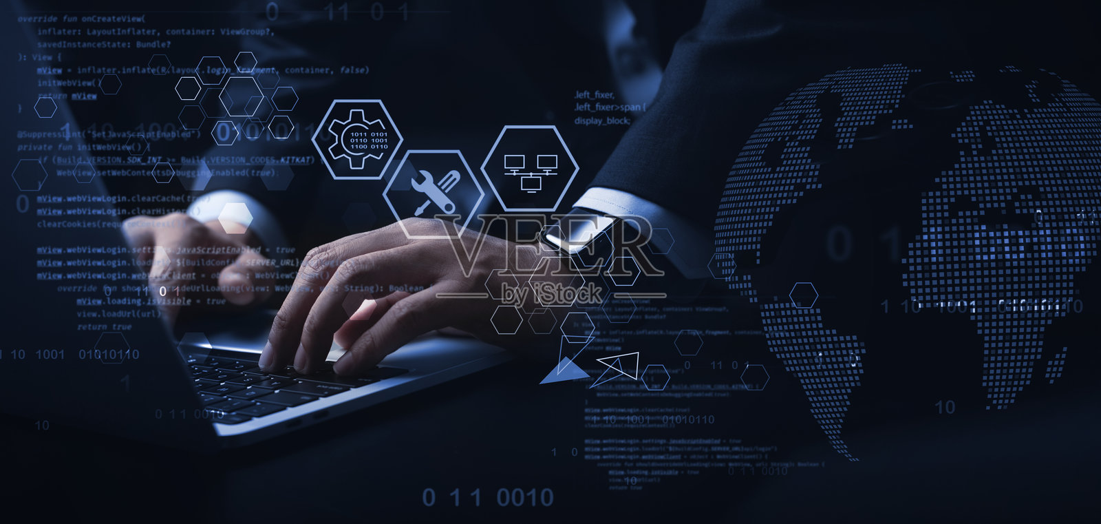 IT支持，客户服务概念。计算机工程师，技术人员在笔记本电脑上编码，背景是大数据存储，数字技术，数据库，数据管理。照片摄影图片