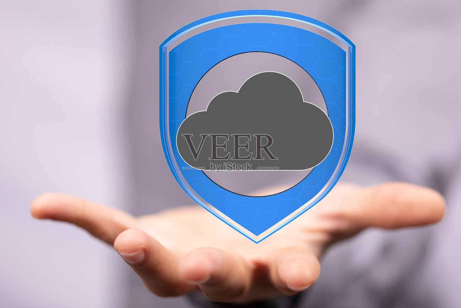 通过先进的安全措施保护您的云数据，确保隐私和安全。照片摄影图片