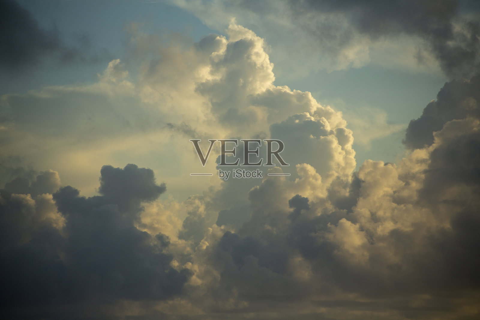 奄美大岛的夏季日出风景照片摄影图片