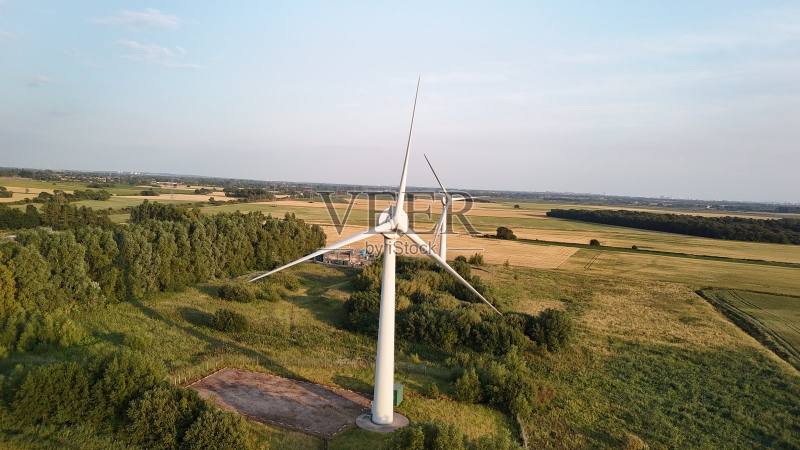 风力发电机照片摄影图片