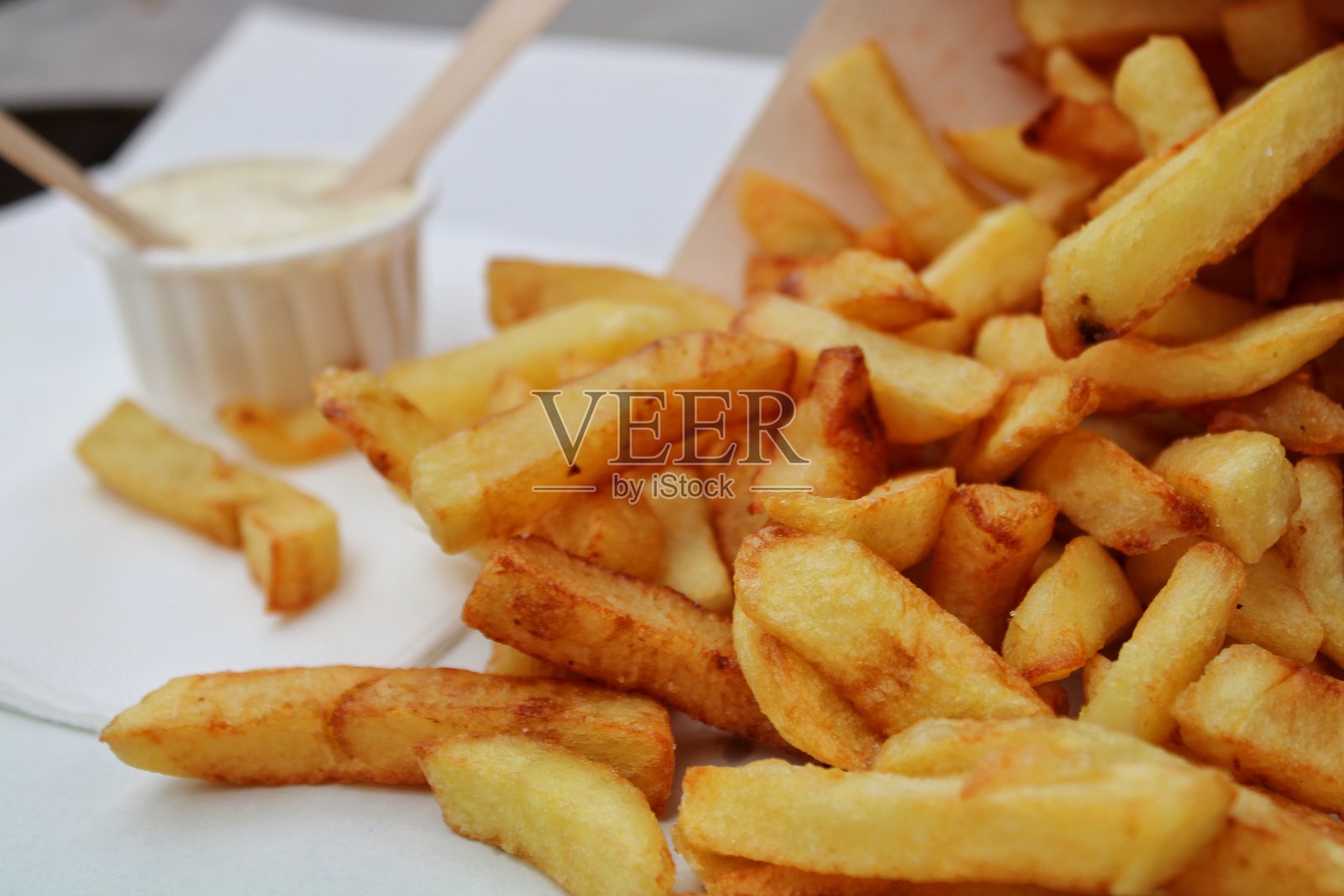 金色比利时薯条的特写镜头照片摄影图片