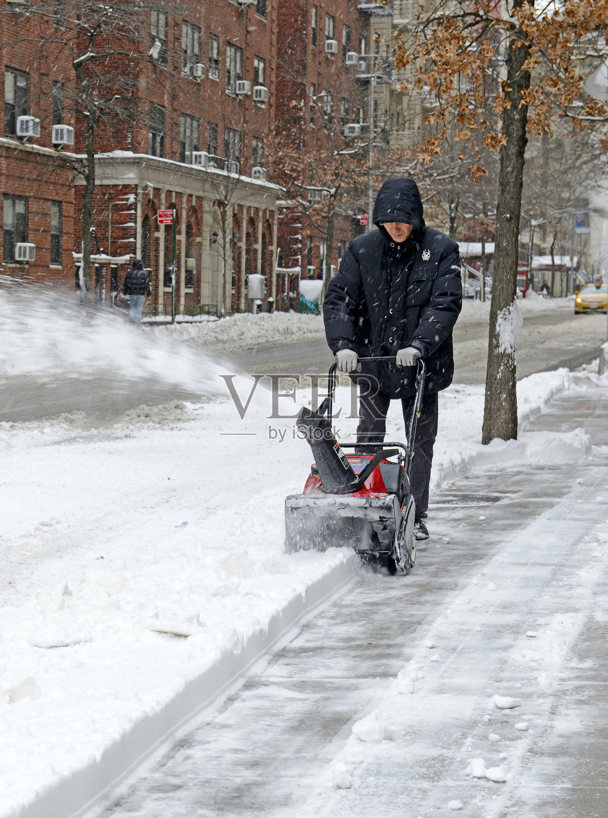 纽约市在冬季暴风雪后进行清理照片摄影图片