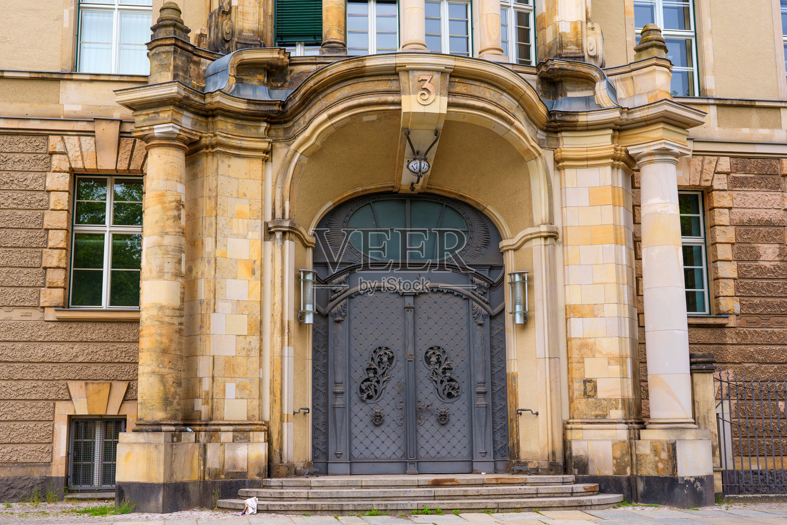 德国柏林历史地区法院的建筑细节照片摄影图片