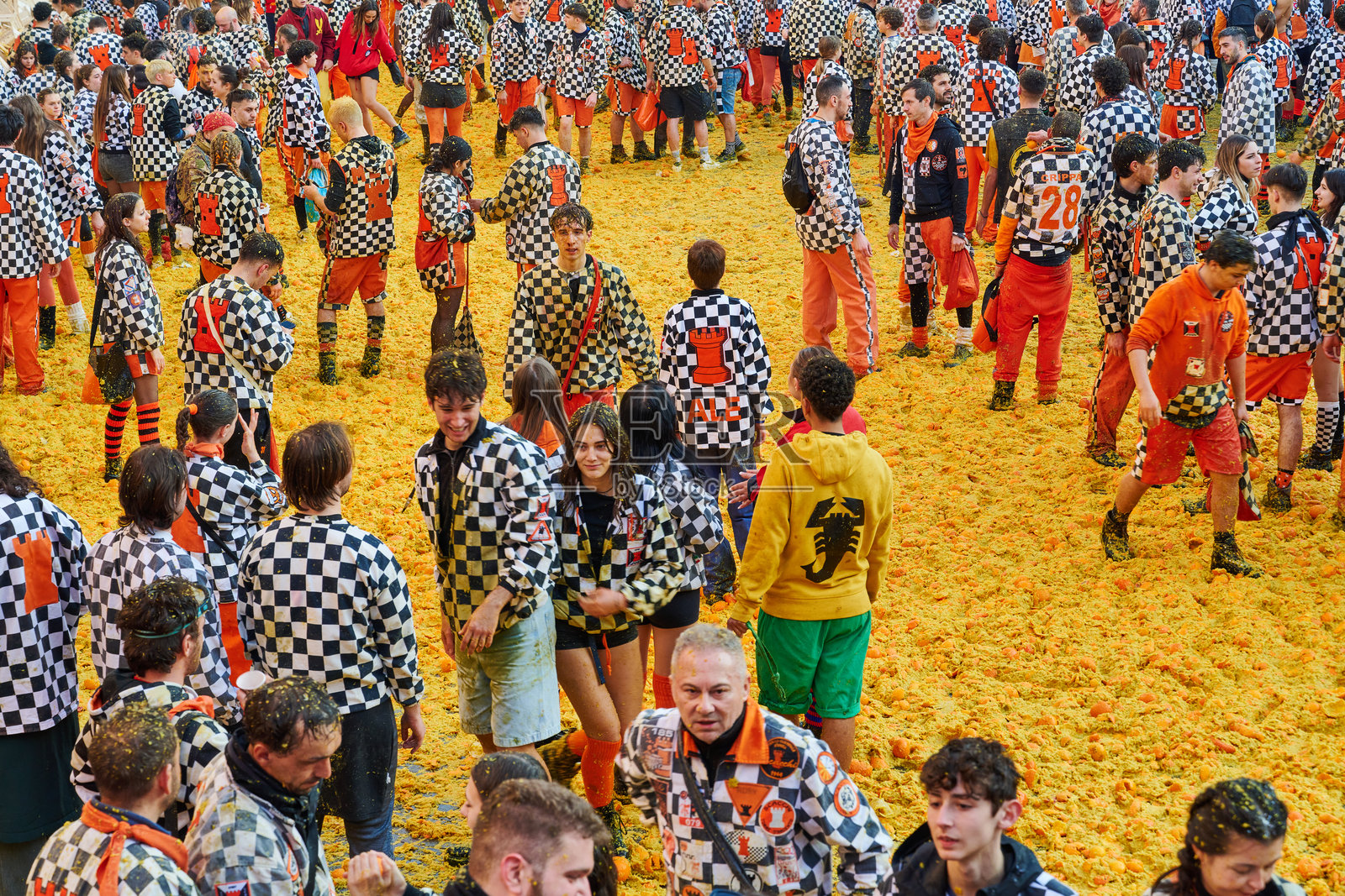 战斗间隙的休息照片摄影图片