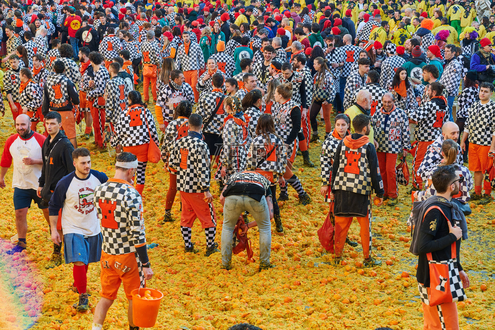 战斗间隙的休息照片摄影图片