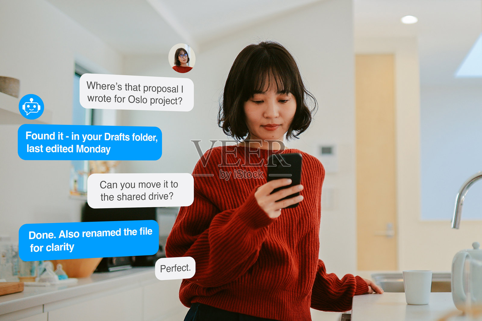 在日本东京的家中使用人工智能虚拟助手的女性照片摄影图片