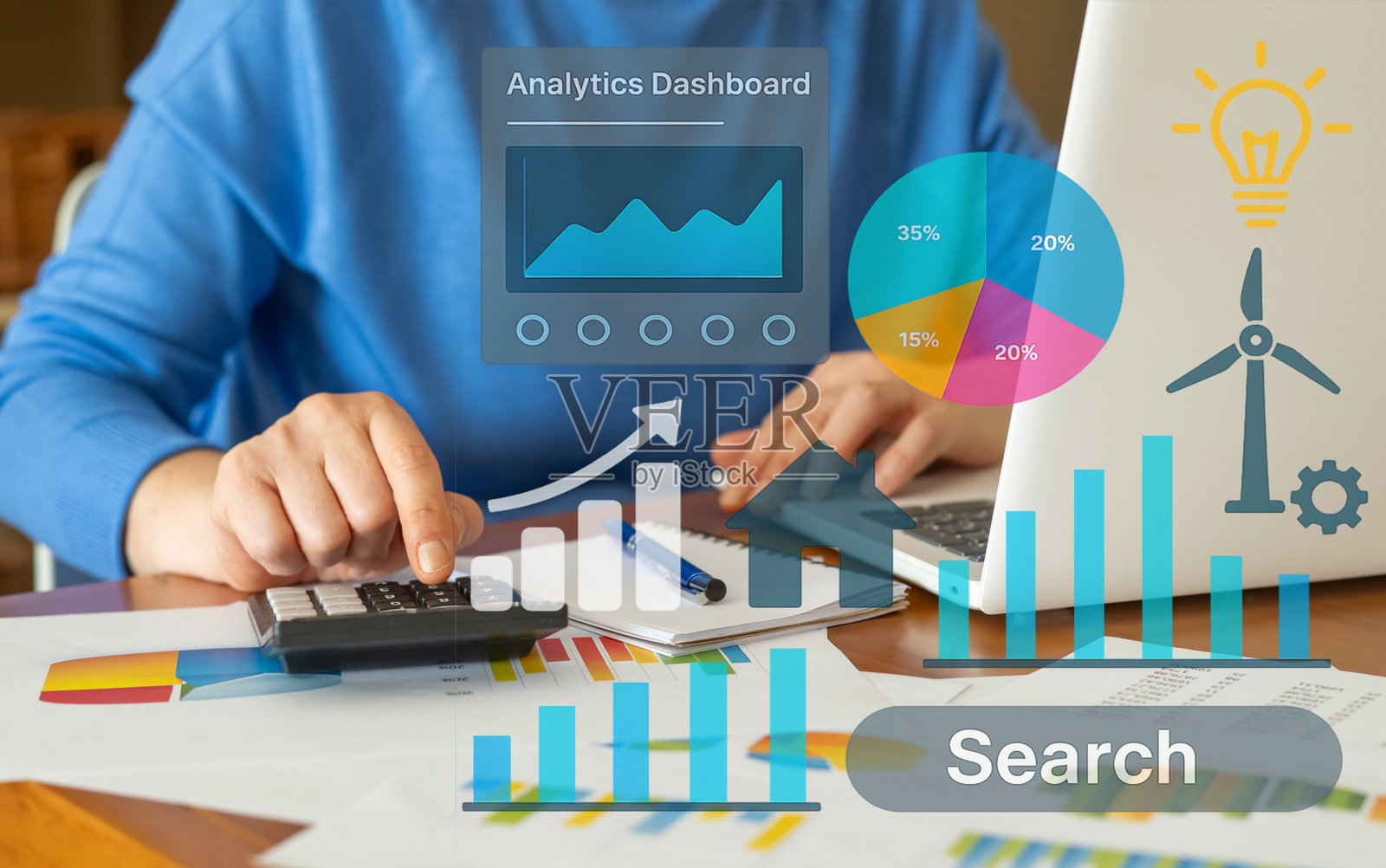 女商人在笔记本电脑上分析数据和图表，并使用计算器评估财务表现，叠加的图标代表分析、增长和可再生能源。照片摄影图片