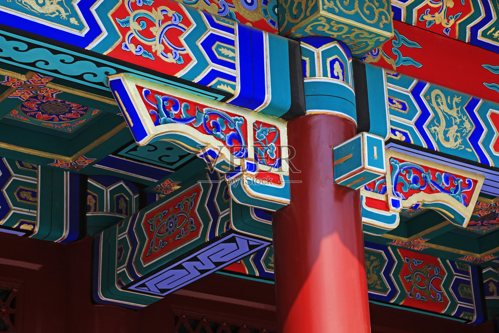 华丽装饰的中国传统建筑照片摄影图片