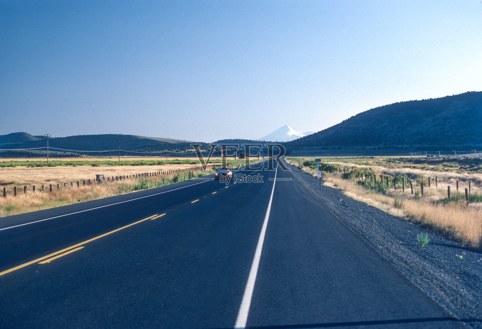 通往沙斯塔山的道路 - 1983照片摄影图片