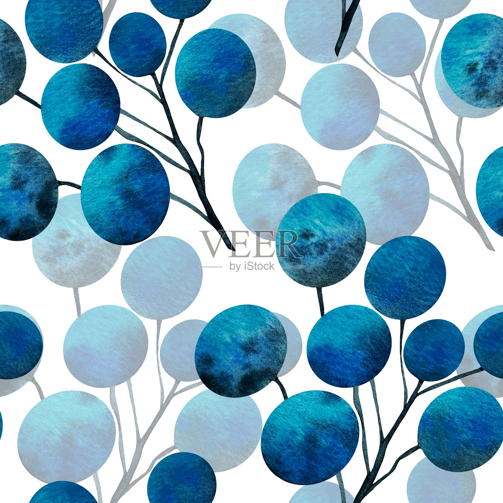 美丽的彩色蓝色和深蓝色浆果在枝条上，蓝莓在白色背景上，无缝花卉图案。水彩手绘。适用于面料、纺织品、包装、封面、印刷品、办公用品。插画图片素材