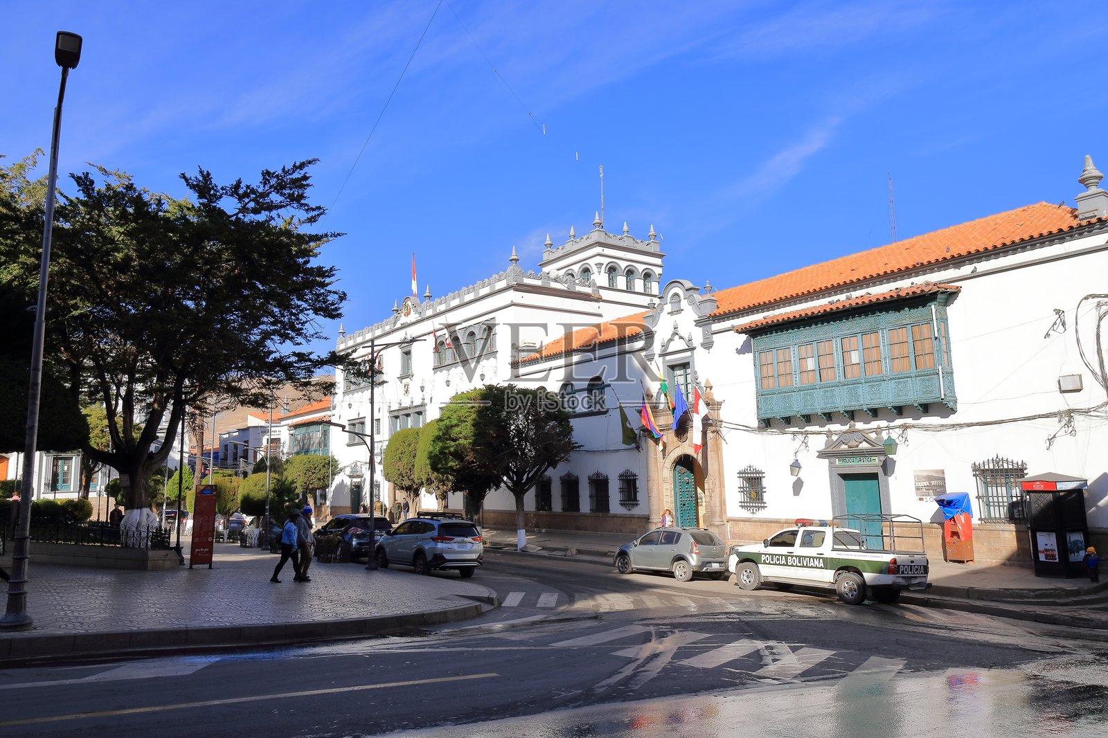 玻利维亚波托西的“11月10日广场”主广场照片摄影图片