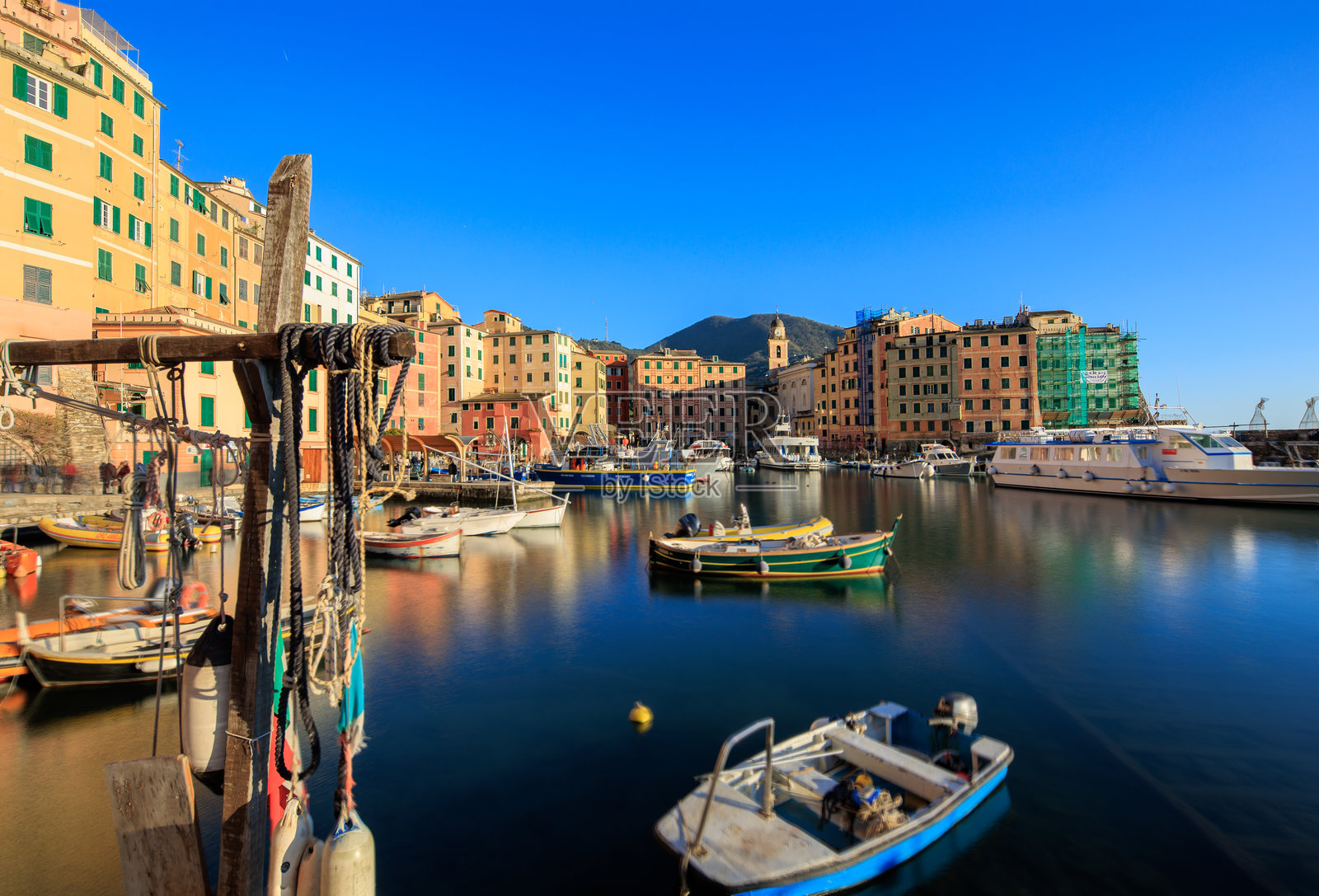 意大利海边小镇卡莫利照片摄影图片