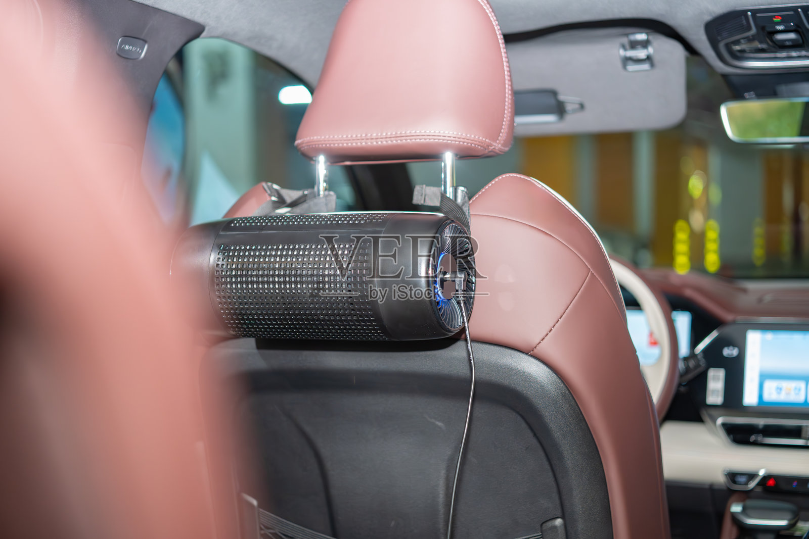 水平构图的汽车空气净化器照片摄影图片