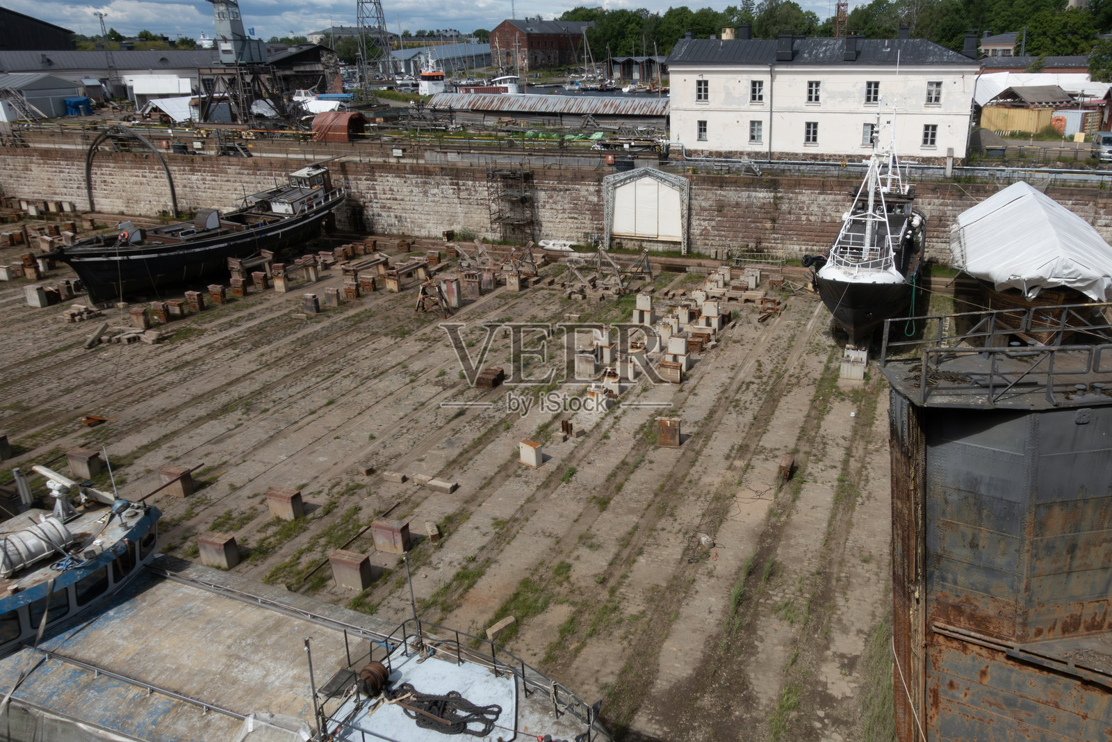 芬兰赫尔辛基苏门答腊海堡的干船坞部分（1750年代）。照片摄影图片