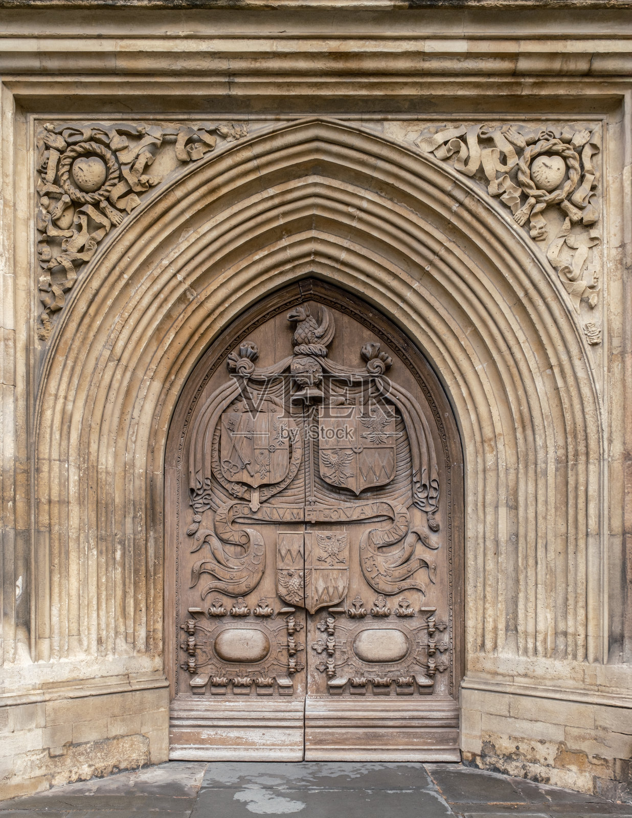 巴斯修道院入口照片摄影图片