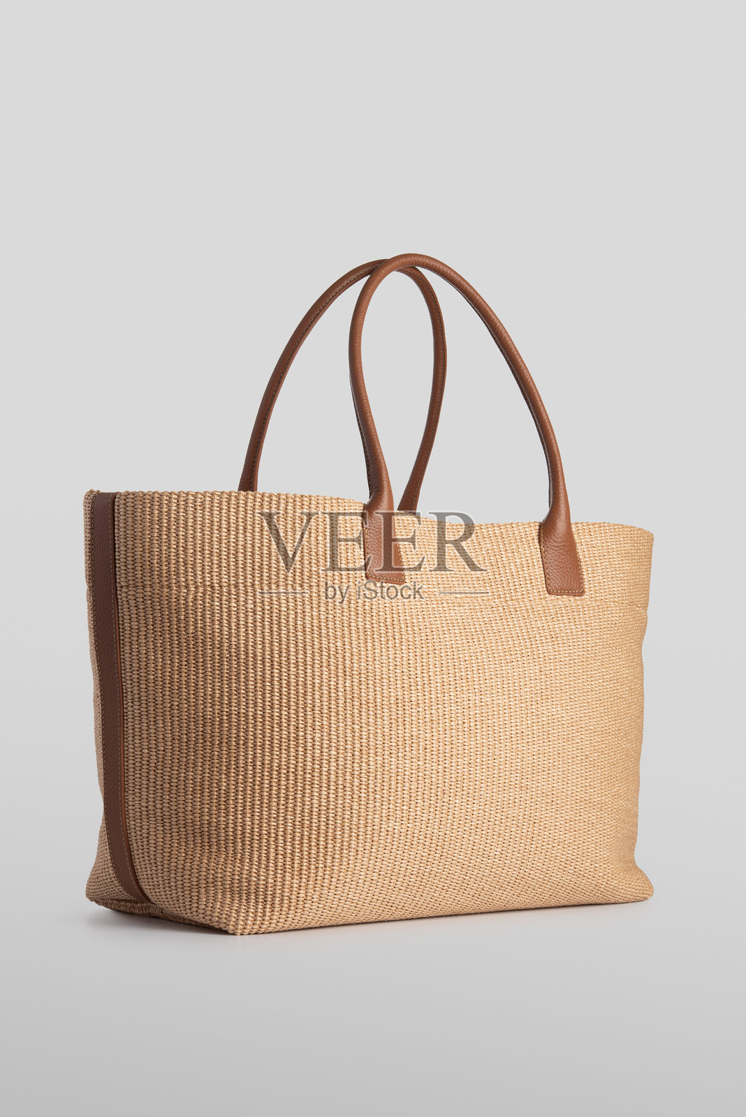 天然拉菲亚手提袋照片摄影图片