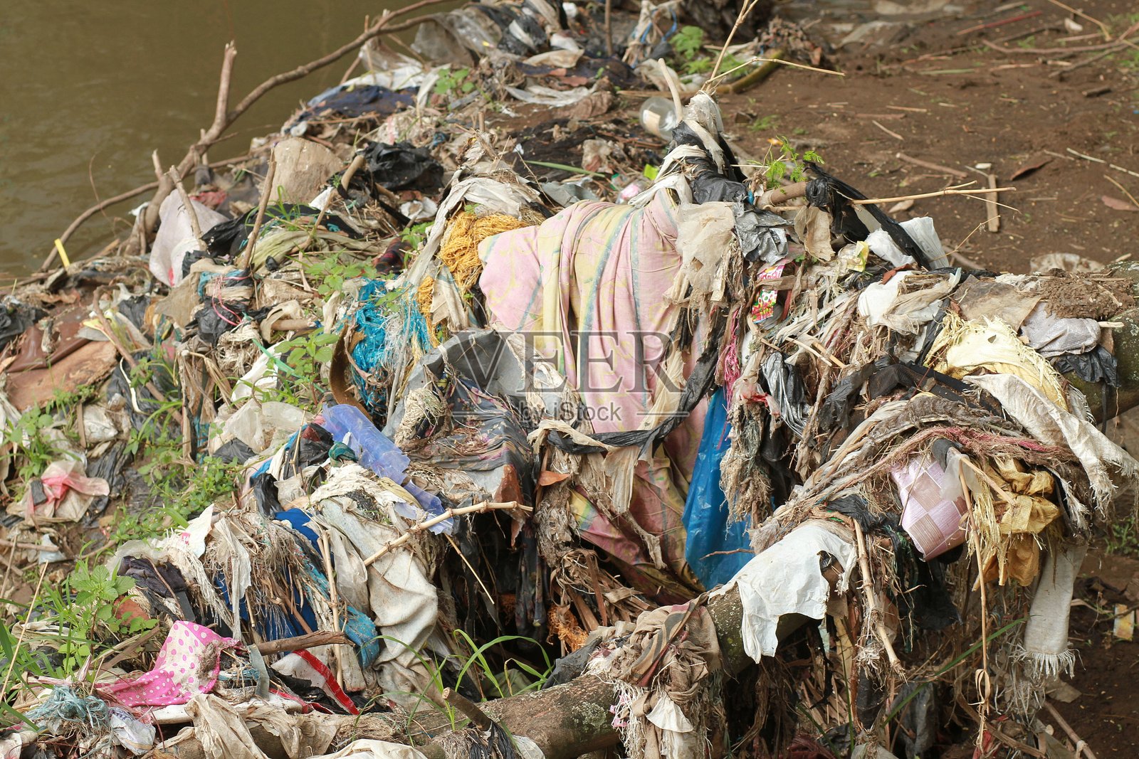 河里垃圾的图片照片摄影图片