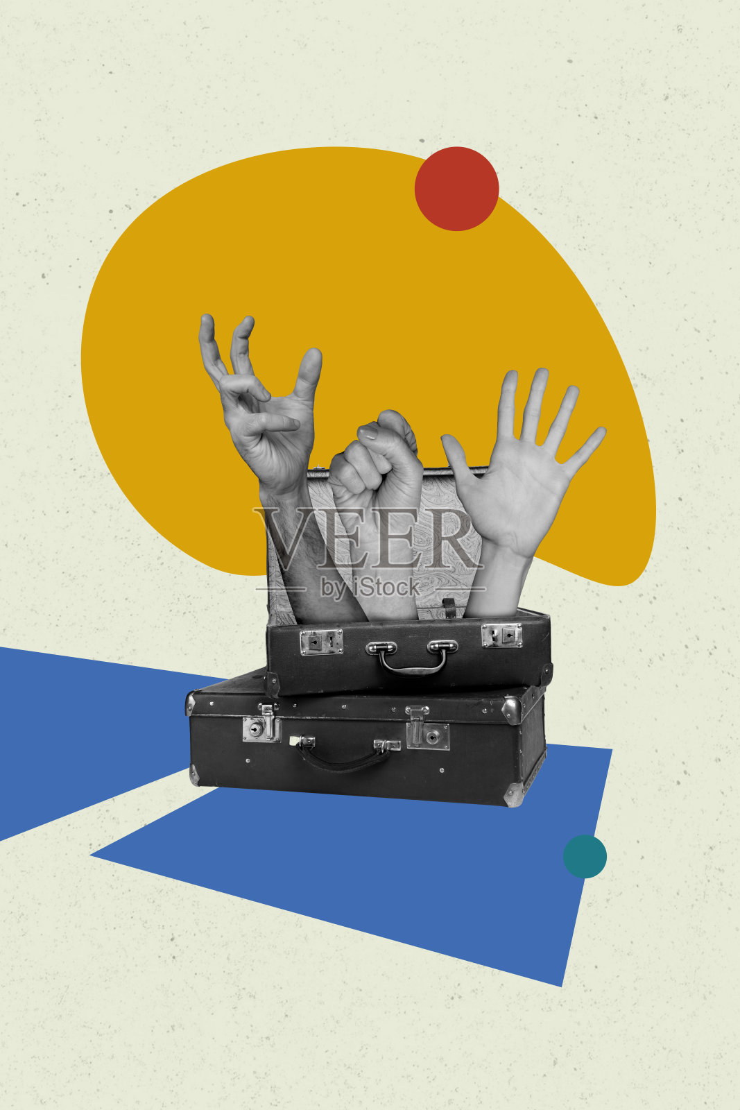 人们的手在夏季准备行李箱度假概念中，垂直照片拼贴，行李堆叠在涂漆背景上。照片摄影图片