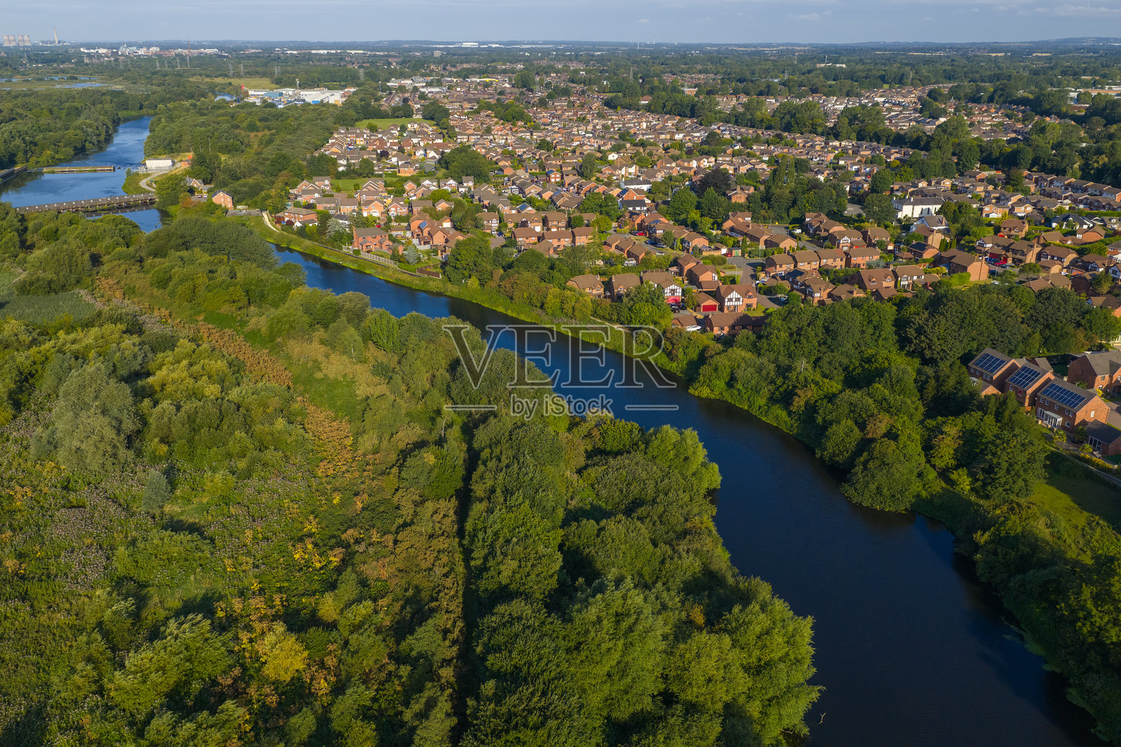 伍尔斯顿和梅西河的航拍图像照片摄影图片