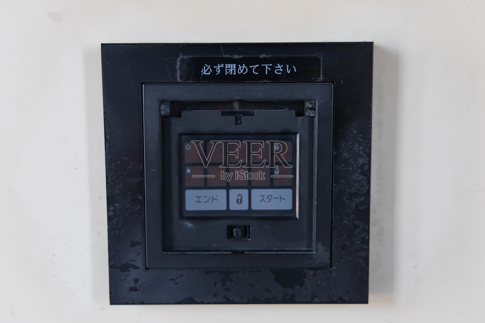 公寓自动锁触摸面板（安全措施）照片摄影图片