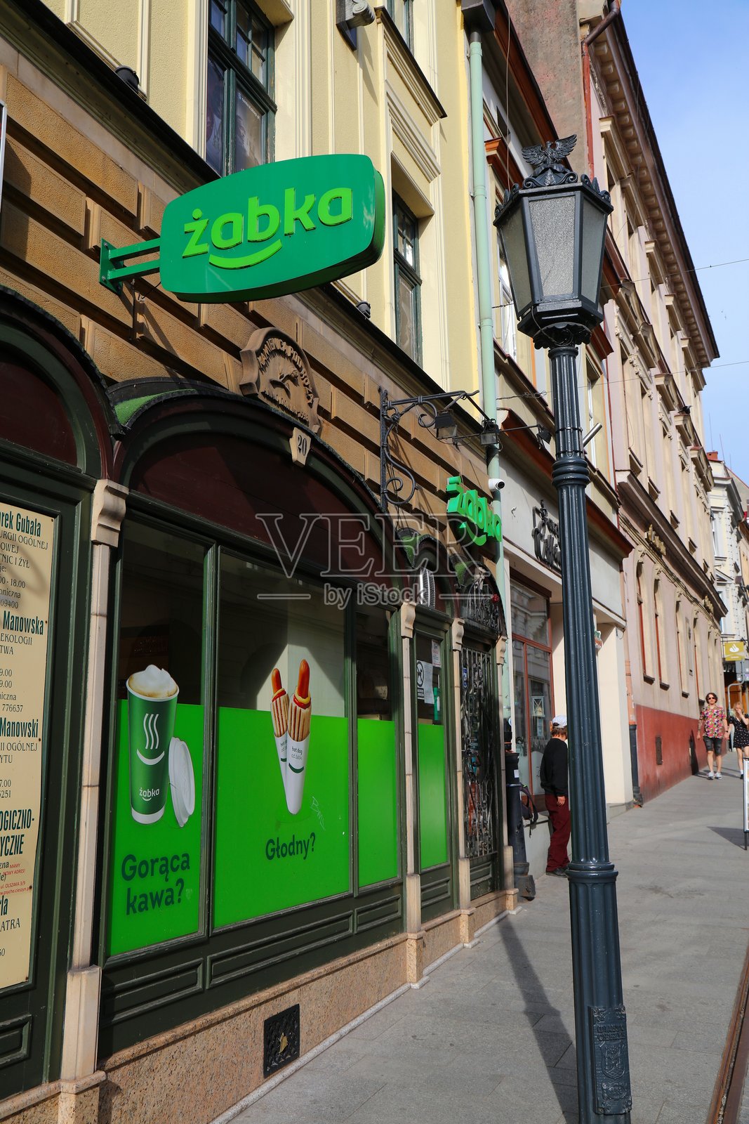 波兰切申的Zabka便利店照片摄影图片