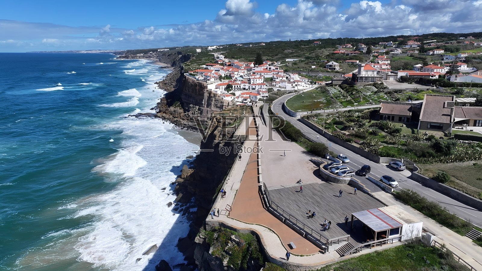 葡萄牙里斯本区辛特拉的阿泽纳斯·杜·马尔海滩。照片摄影图片