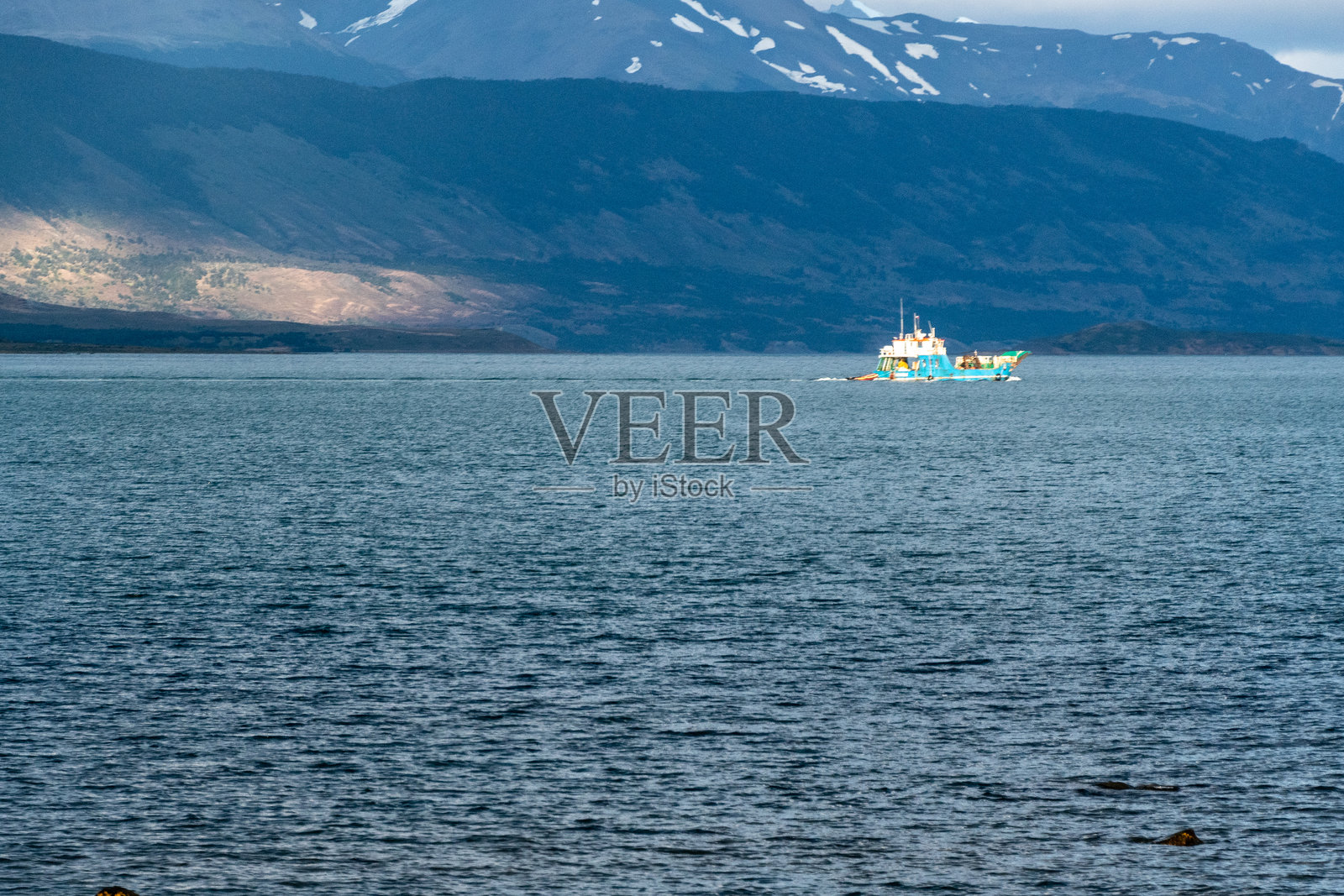 普埃尔托纳塔利斯的日落照片摄影图片