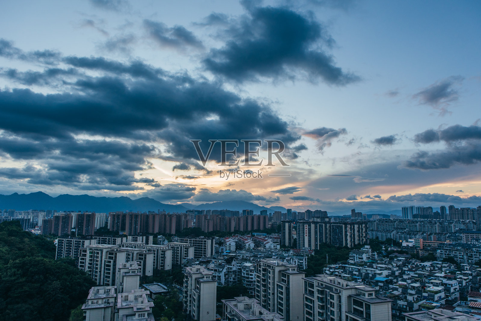 福建省福州市城市CBD的日落景色照片摄影图片