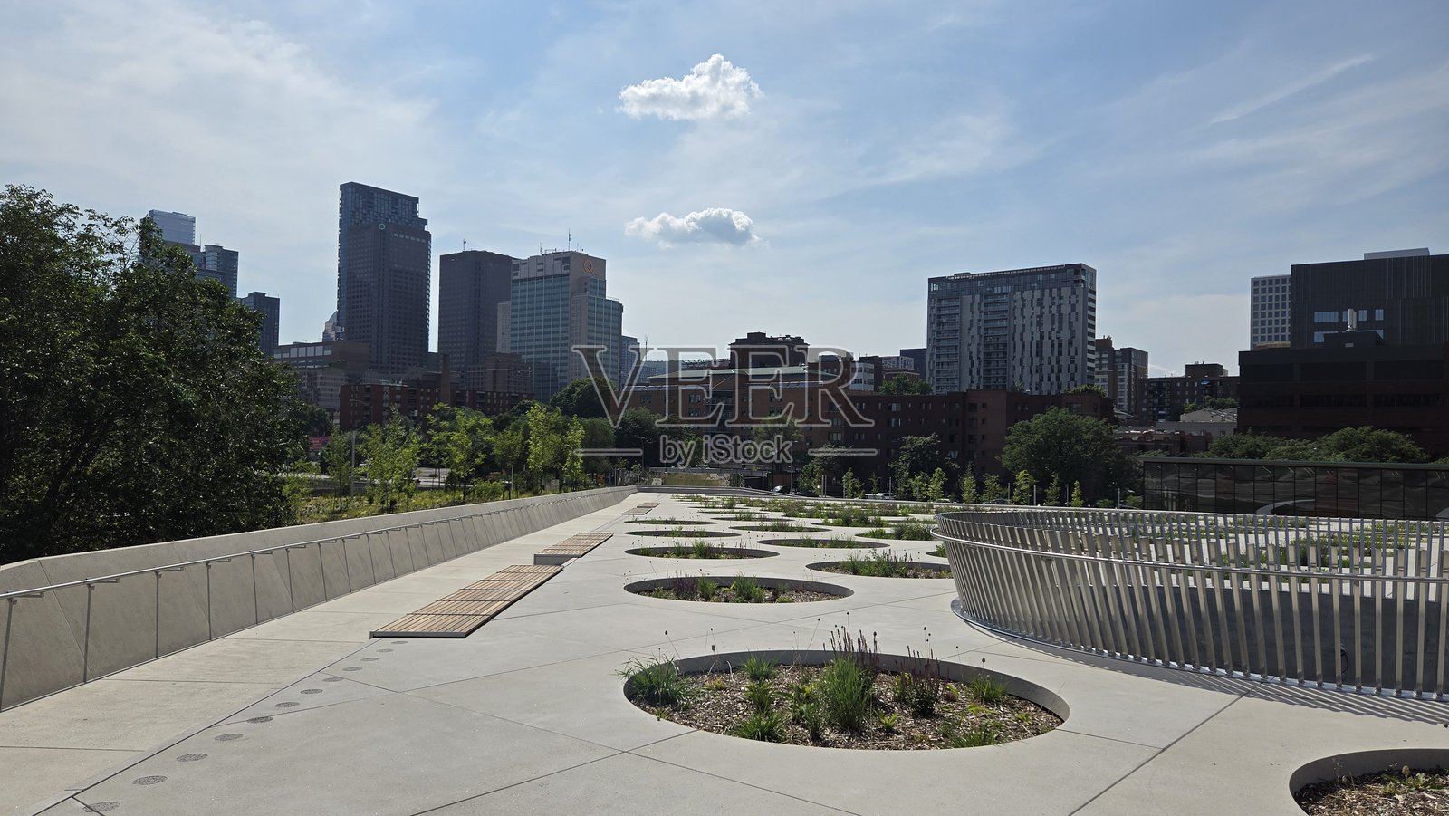 蒙特利尔人 - 横向照片摄影图片