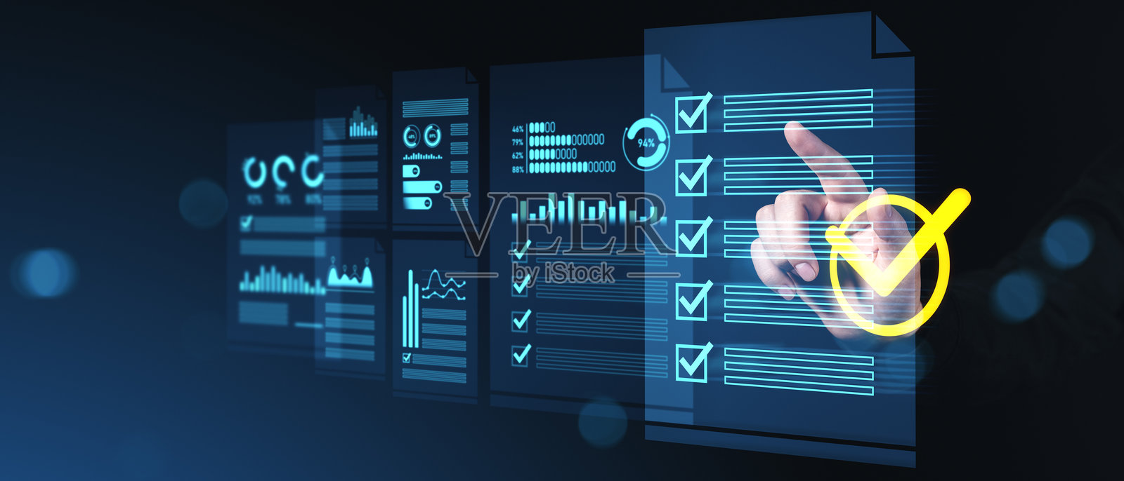 黑色背景上的数字检查列表界面，手部交互和未来数据分析仪表板概念。照片摄影图片