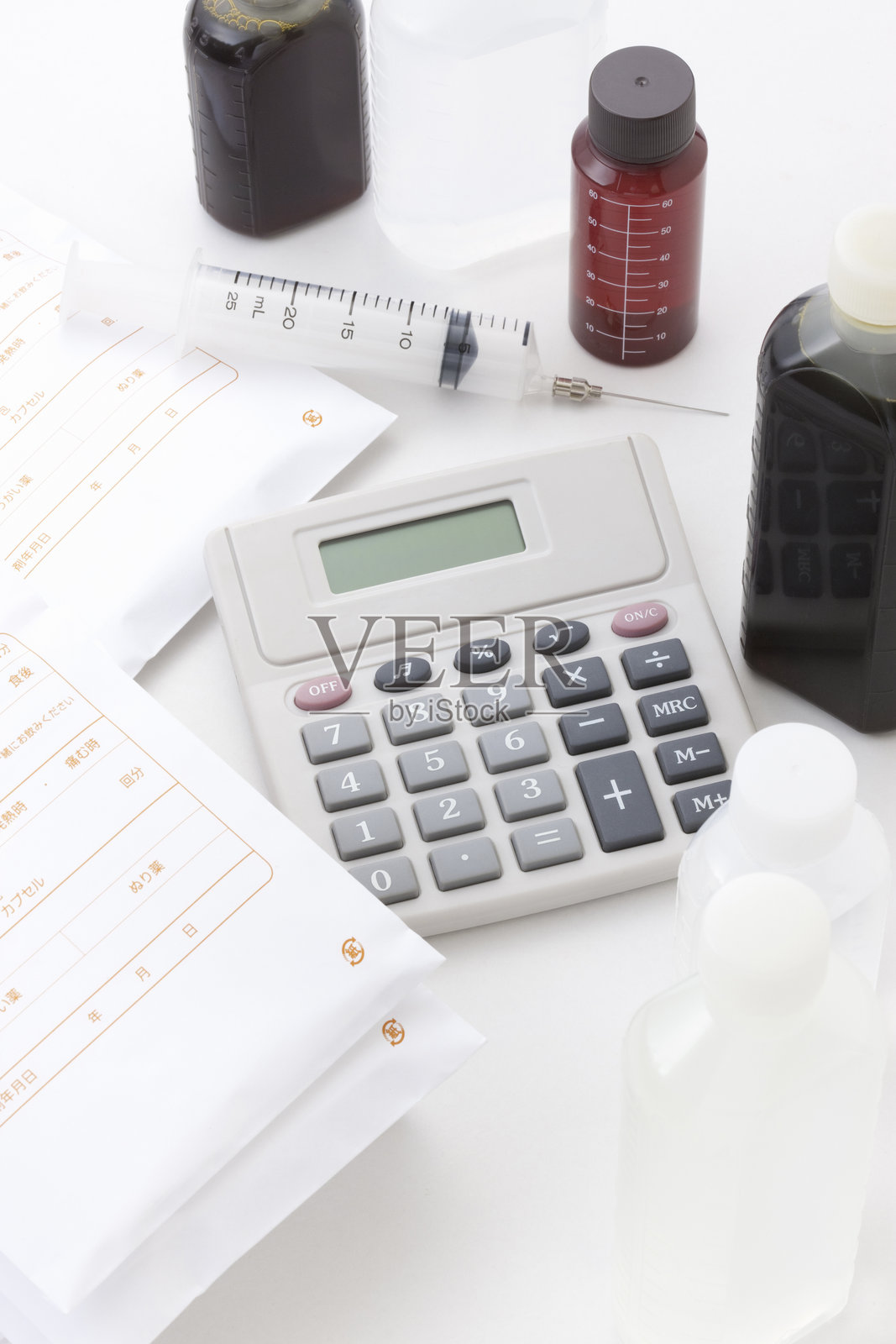 药物和计算器照片摄影图片