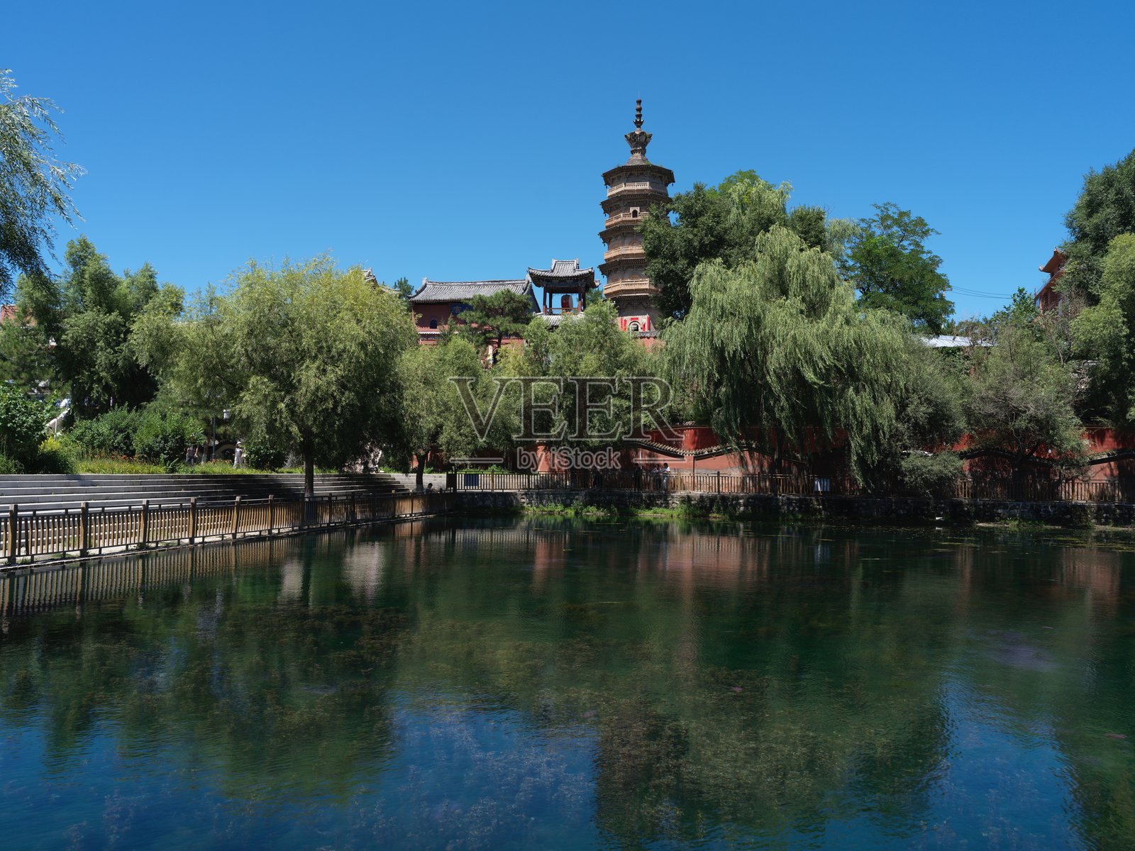 河北省涞源的太山宫庙照片摄影图片