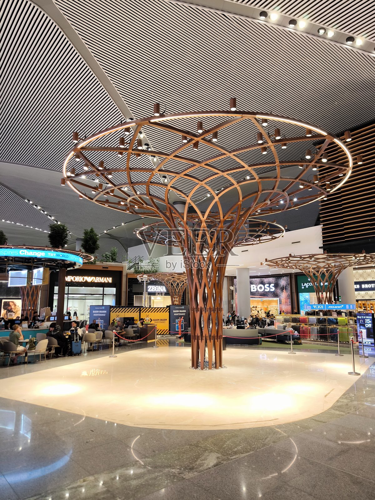 现代机场内部装饰有木材照片摄影图片