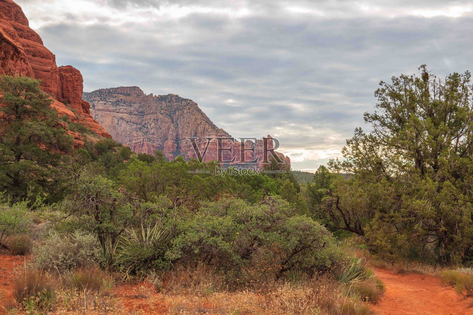 贝尔岩红岩地貌漩涡塞多纳亚利桑那州徒步旅行照片摄影图片