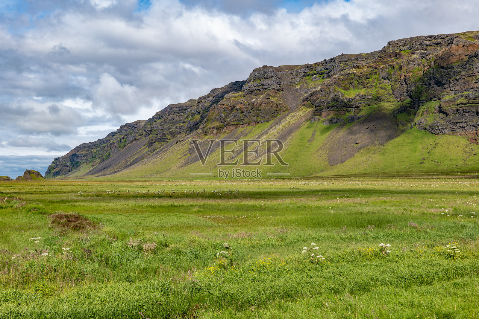冰岛的山脉和风景照片摄影图片