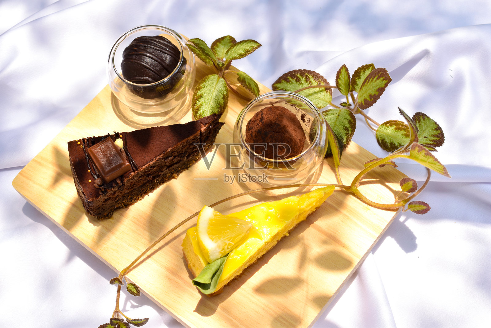 下午茶配甜点照片摄影图片