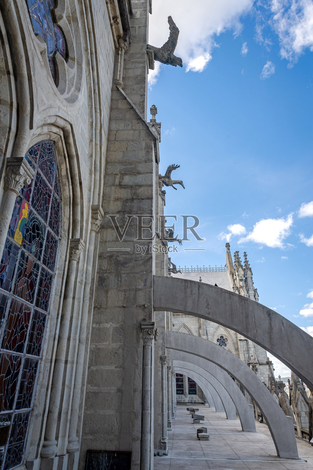 基多大殿教堂的外景照片摄影图片