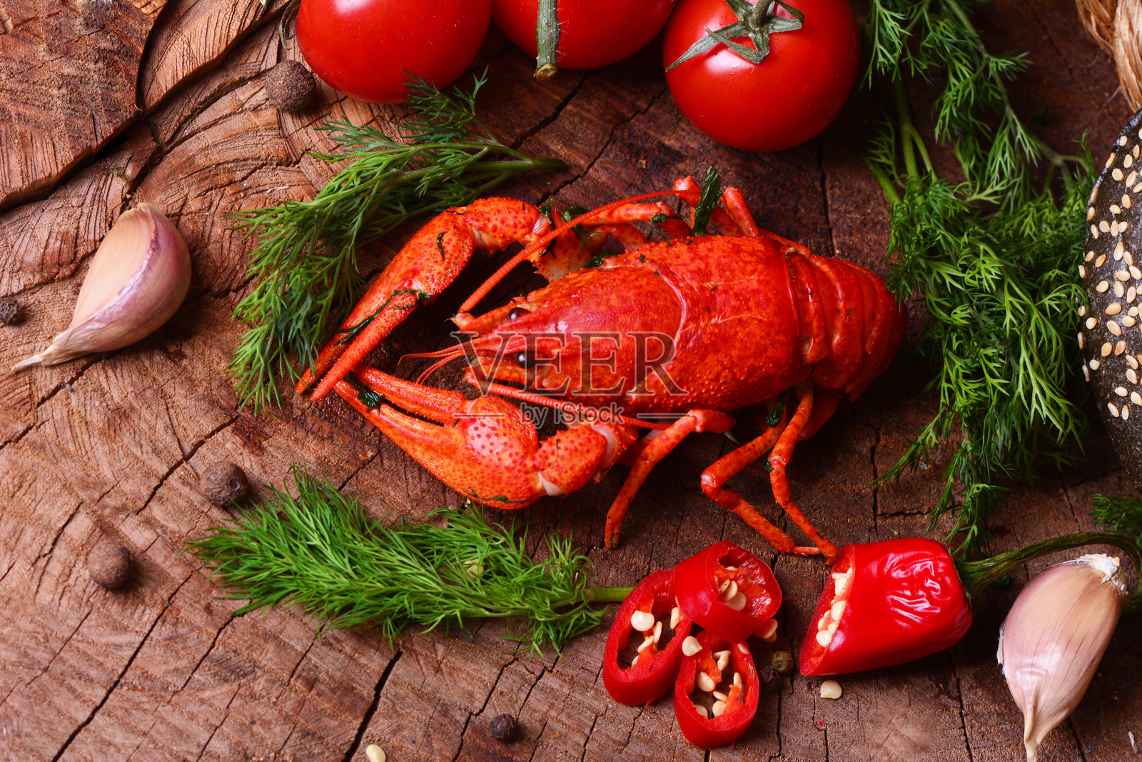 煮龙虾和啤酒照片摄影图片