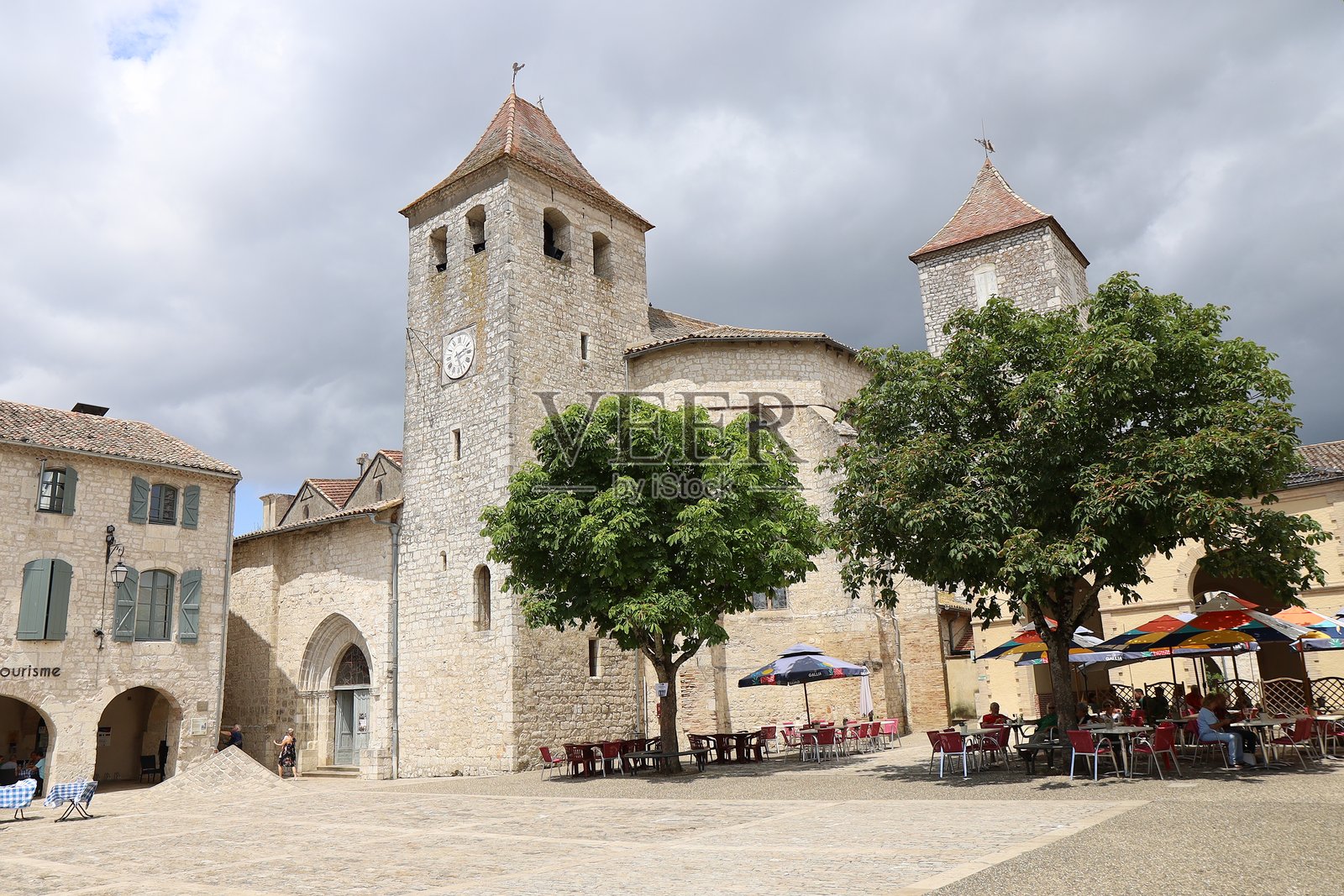 劳泽特 - 科尔尼耶广场照片摄影图片