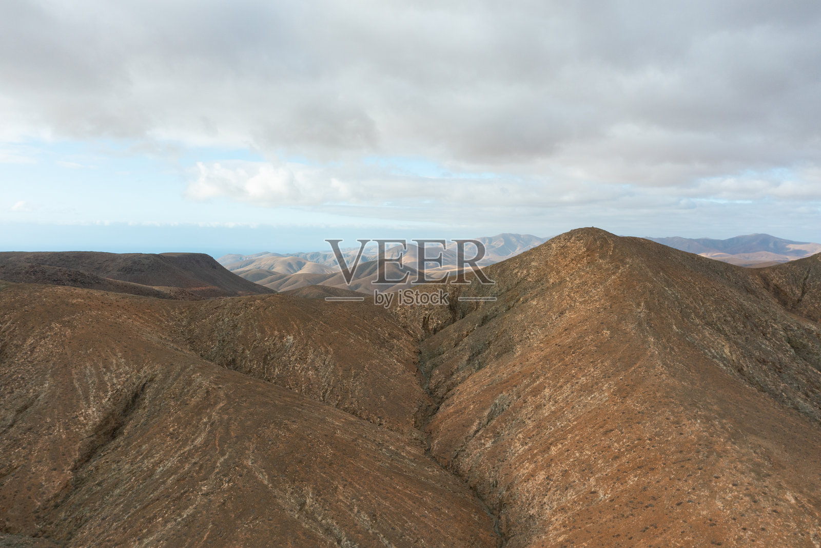 富埃特文图拉岛的壮丽西卡松布雷山脉，位于加那利群岛照片摄影图片
