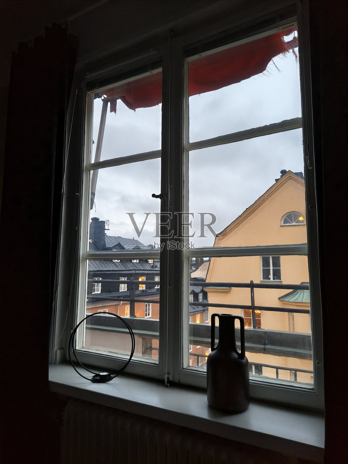 瑞典房屋内的傍晚家具照片摄影图片